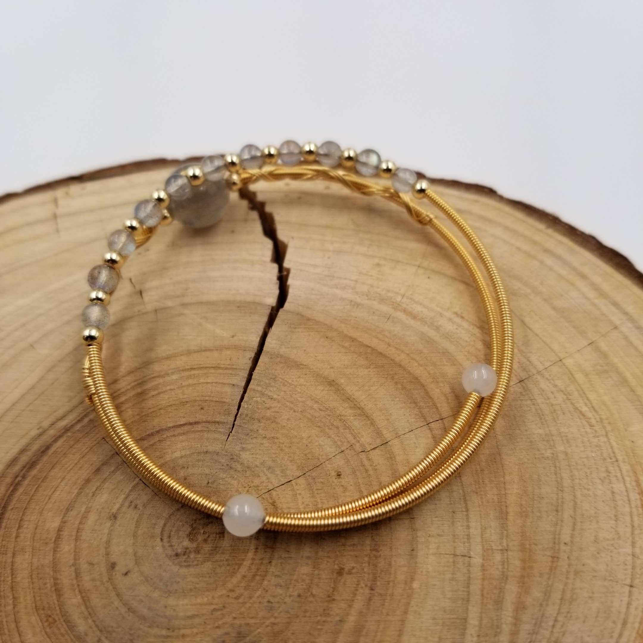 Bracelet en labradorite naturelle enveloppé à la main